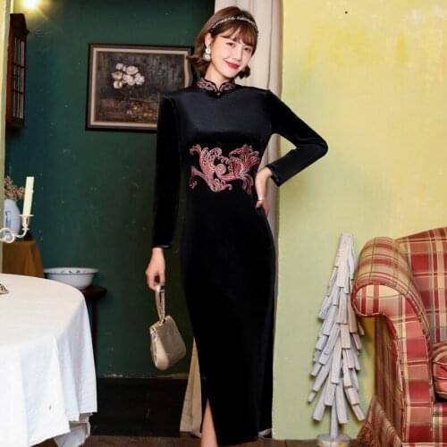 2021 Spring Autumn New Cheongsam Long Standing Collar Simple Slim Fit Velour Dress Women Traditional Performance Plus Size Dress