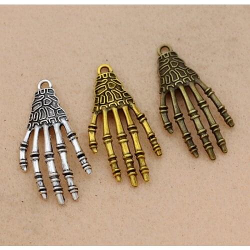 2PCS Tibetan Silver Plated Skull Hand Charm Pendant Jewelry DIY Making Bracelet Accessories Handmade 41x22mm