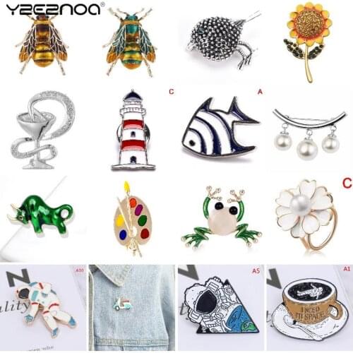 Frog Enamel Pins Brooch\ Bag Clothes Lapel Pin Gothic Badge Bee Brooches Crystal Rhinestone Pin Brooch Jewelry Gifts For Friends