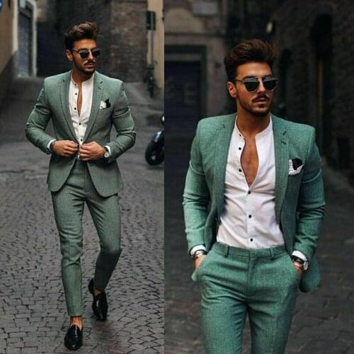 2021 Slim Fit Mens Suit One Button Peaked Lapel Mens Business Formal Prom Tuxedos Best Man Blazer Suit Groom Wear (Jacket+Pants)