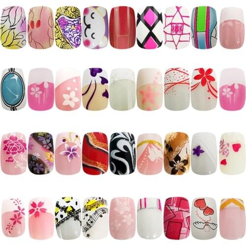 24P/Box Of Flower Fake Nails Short Full Coverage Nails Press With Jelly Stickers For Easy And Quick French Nail Tips Nail Art