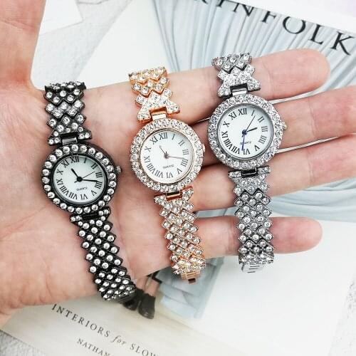 Luxury Fashion Quartz Watch Women Bracelet Watches Ladies Stainless Steel Strap Rhinestone Quartz Wrist Watch watches for women