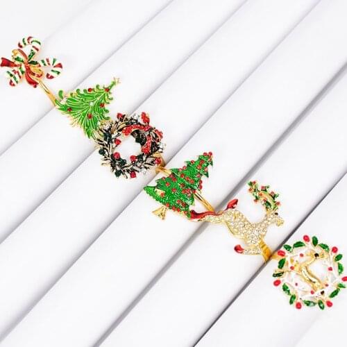 1PC Christmas Napkin Ring Holders Christmas Tree Elk Metal Napkin Buckle For Homexmas Party Hotel Dinner Table Decor Tissue Ring