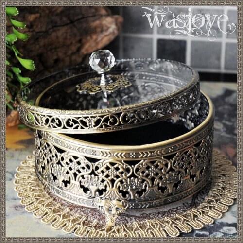 Metal Desktop Cosmetics Receiving Box Korean Creative European Restoration Makeup Finishing Box Key Receiving Pallet tray 1406