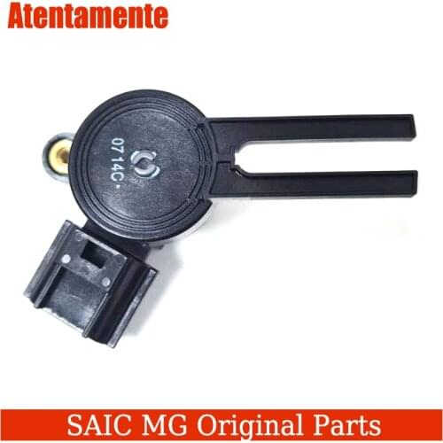 Suitable for Roewe RX5RX5MAX PLUSI6I5ERX5 New MG 6HSGSEZS brake light switch brake light switch