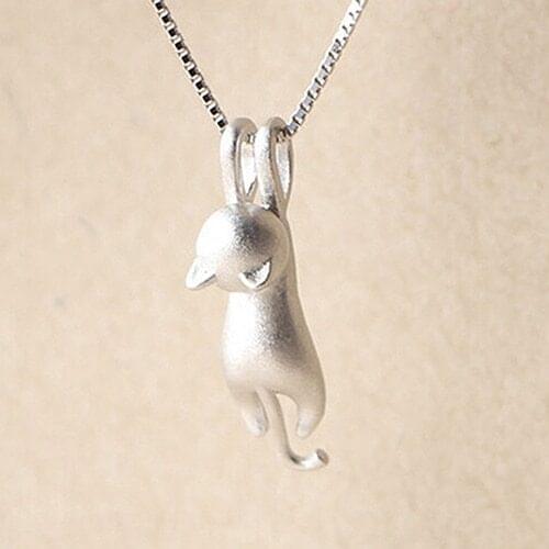 Women Lovely Jumping Cat Pendant Necklace Collar Jewelry