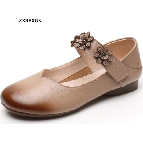2021 New Classic Flowers Soft Genuine Leather Shoes Women Flats Large Size Shallow Soft Sole Comfortable Shoes Mom Fashion Shoes