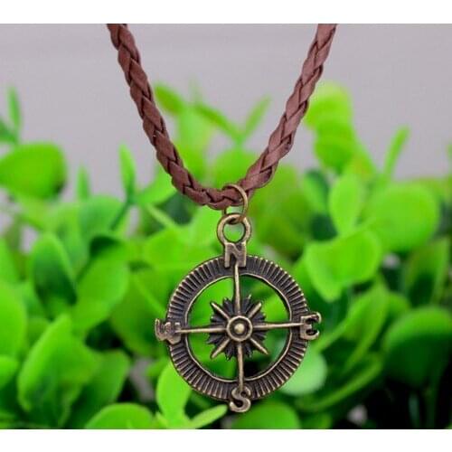 N332 Fashion jewelry Retro alloy compass necklace