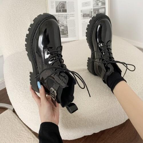 2021 High Quality Women Winter Boots Thicken Non-slip Leather Shoes Boots Women Keep Warm Martin Boots Lace Up Round Head Boots