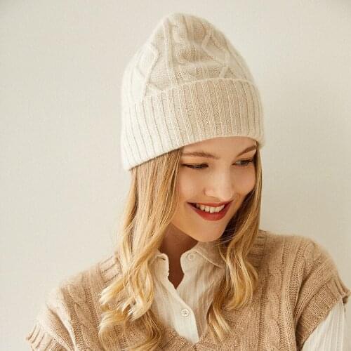 2020 New Arrival Autumn Winter Women Hats 100% Cashmere Knitted Headgears Soft Thick Warm Fashion Girl Hat 3Colors High Quanlity