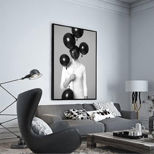 MUTU Sexy Beauty Black And White Woman Holds Balloon Canvas Painting Posters Prints Pub Decoracion Paintings Creative Pictures
