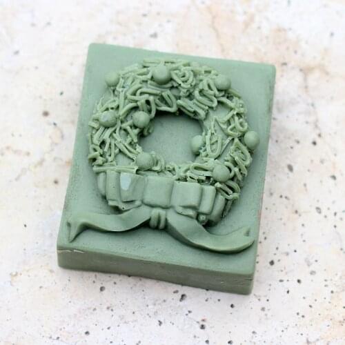 Christmas Silicone Soap Mold Small Rectangle with Garland Pattern Mould