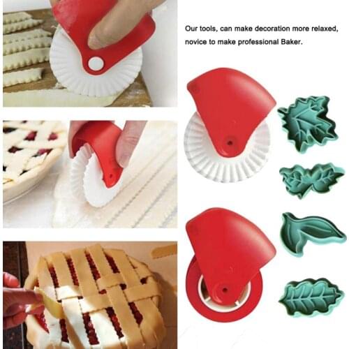 6Pcs Christmas Pastry Tools Pastry Wheel Roll And Decorating Plunger Simple Easy To Use Christmas Mold Set Kitchen Supplies