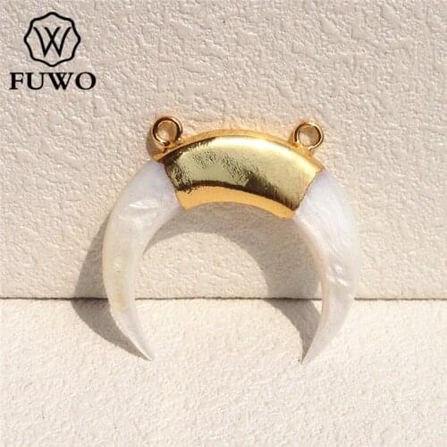 FUWO Horn Shape Of White Shell Pendant With Gold Electroplated Double Hoops Minimalist Coastal Jewelry Wholesale PD528