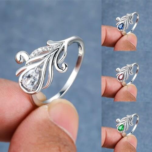 Vintage Female Red Blue Green White Crystal Ring Luxury Silver Color Wedding Rings For Women Charm Peacock Tail Engagement Ring