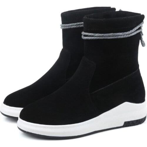 Big Size Short boots of waterproof platform with round head muffin bottom sleeve in Europe and America