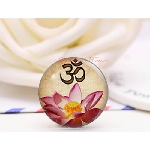 Handmade Round Yoga photo glass Cabochons, Jewelry Finding Cameo Pendant Settings, (F008-272)