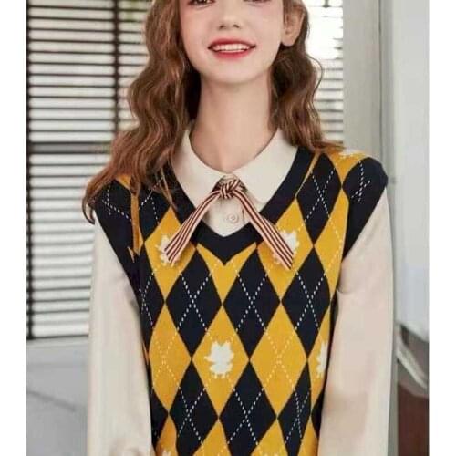 2021 New Two-piece Set Autumn And Winter New College Style All-match Shirt Women Western Style Contrast Color Knitted Vest Suit