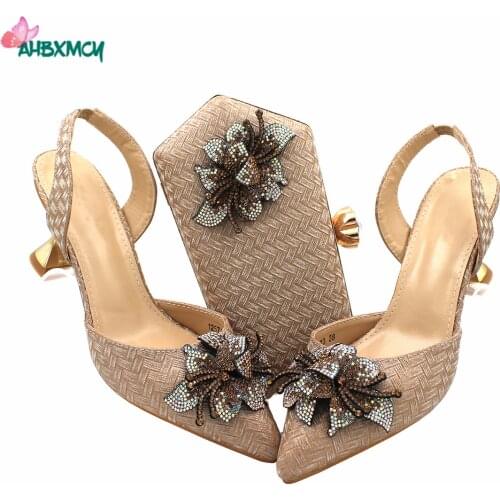 2021 Mature Style Italian Design Specials Pu Matching Shoes and Bag Set in Gold Color High Quality Slingbacks Pumps for Party