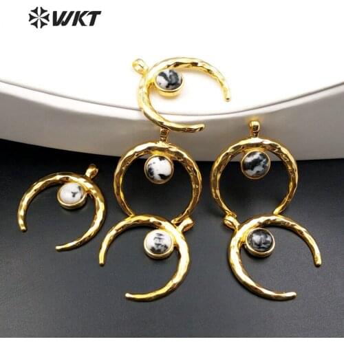 WT-P1116 Wholesale horn shape natural snowflake stone pendant Fashion Big horn quartz stone pendant for women jewelry 40*45mm