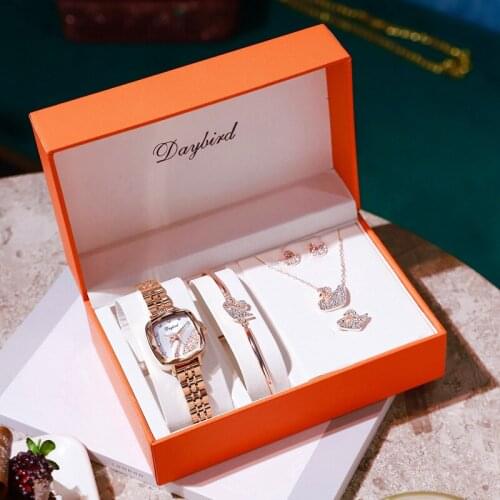 New Retro Watch Square Titanium Steel Jewelry Swan Five-piece Gift Box Steel Band Waterproof Ladies Watch