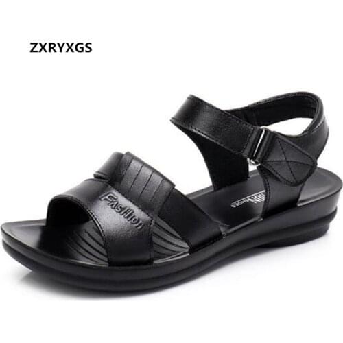 Best Sale 2020 New Fashion Open Toe Summer Shoes Flat Non-slip Soft Sole Comfortable Mom Sandals Genuine Leather Womens Sandals