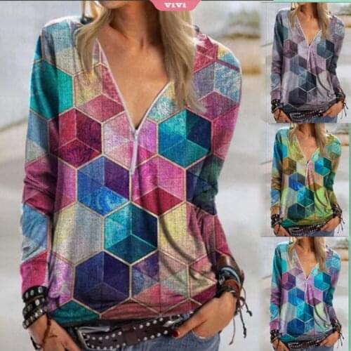 Womens T-shirt Loose Top V-neck Summer 2021 New Geometric Rubiks Cube Printed Zipper All-match Shirt