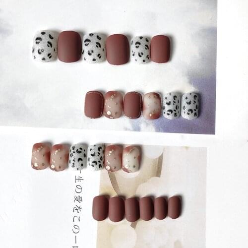 24pcs Dark Brown Nail Patch Glue Type Removable Short Paragraph Fashion Manicure Save Time False Nail Patch TN