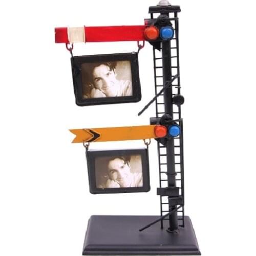 Photo Frame Direction Sign Metal Decor Vintage Decorative Gift Trinket Miniature Nostalgic Handmade Hand Painted Quality Durable