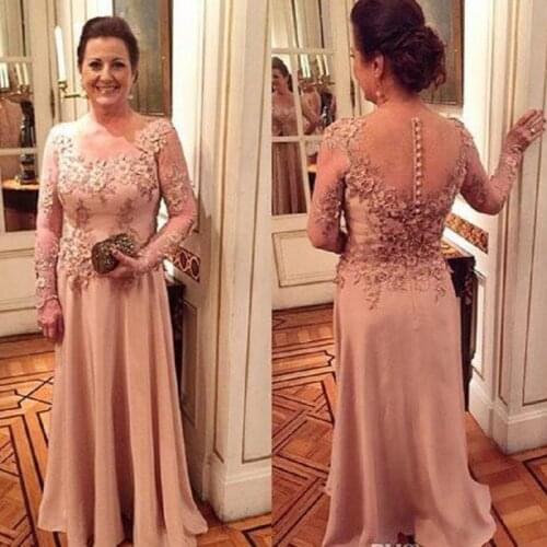 Hot Sale Charming Nude Long Sleeve Mother of the Bride Dresses Jewel Neck Buttons Back Appliqued Wedding Guest Gowns 2021 New