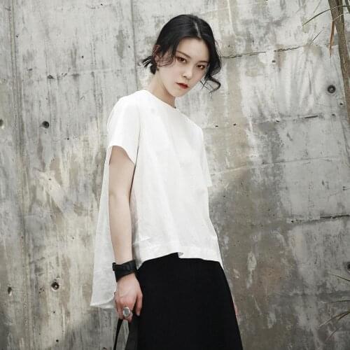 Dark Wind Summer Design Sense Fold semi-permeable stitching leisure short-sleeved t-shirt