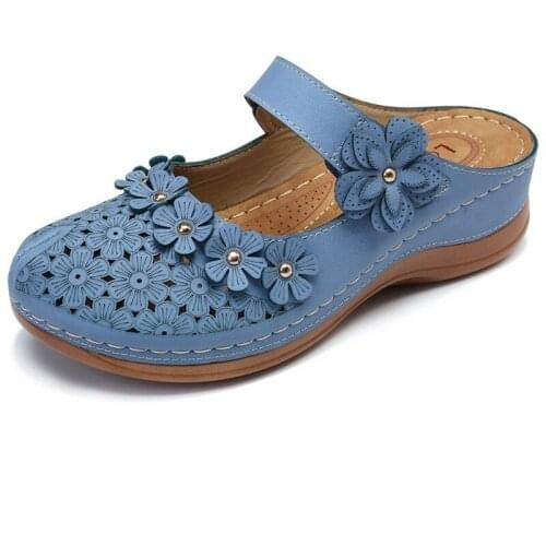 Fashion Women Sandals Flat Ladies Flower Sandals Comfortable Female Soft Bottom Shoes Leisure Ladies Hollow Out Light Footwear