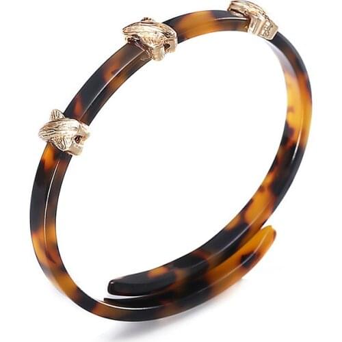 Vintage Elegant Design Tortoiseshell Acrylic Bracelet for Women Trendy Geometric Round Open Cuff Bangles Charm Wedding Jewelry