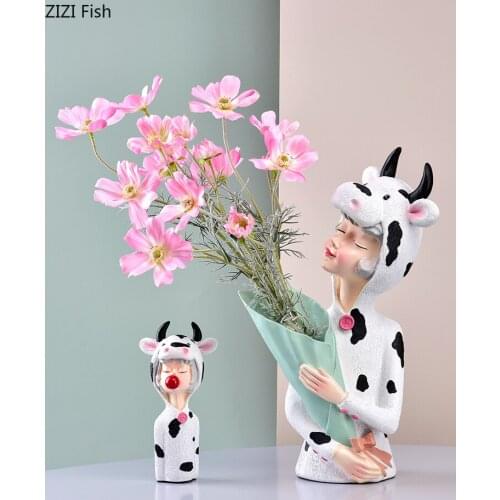 Modern Resin Cute Bouquet Girl Sculpture Flower Pot Crafts Living Room Decoration Bust Girl Statue Birthday Gift Home Decoration