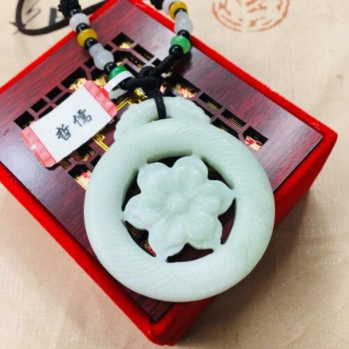 Zheru natural jade carved light green hollow flower pendant with three-color jade bead necklace men and women sweater chain
