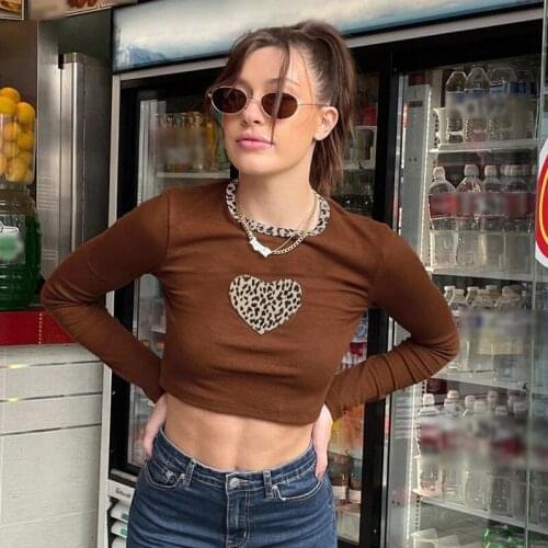 Womens T-Shirt Y2K E Girl Aesthetics Heart Leopard Print Top Casual Long Sleeve Crop Tops Women 2021 Autumn Graphic T Shirt