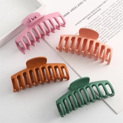 1Pc Korean Solid Big Hair Claws Elegant Frosted Acrylic Hair Clips Hairpins Barrette Headwear for Women Girls Hair Accessories