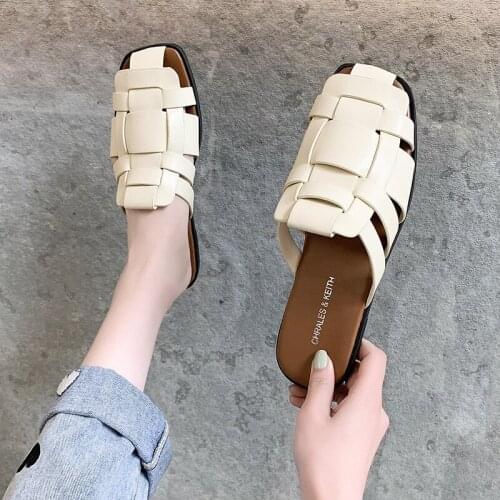 2021 Summer New Slippers Ladies Baotou Half Slippers Womens Outer Wear Mules Woven Flat Sandals Fashion Elegant Slippers