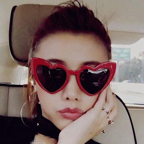 New Style Ladies Love Sunglasses Personality Cute Heart-shaped Sunglasses Fashion Retro Peach Heart Sunglasses