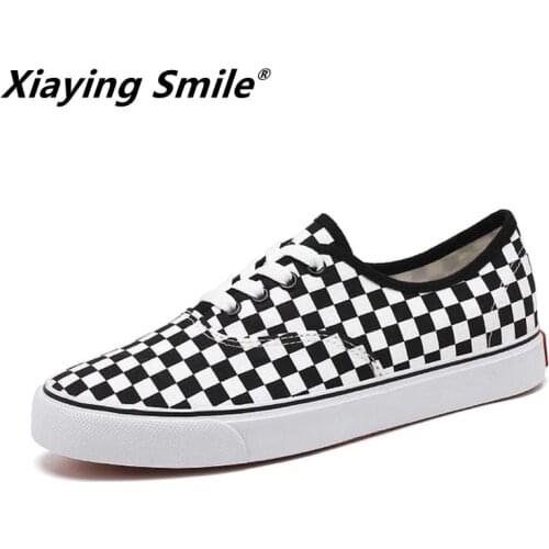 Leisure shoes New 2019 Fashion Shoes Men Sneakers Low top Soft Comfortable Mens Casual Shoes Male Brand canvas walking Footwear