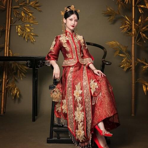 Women Chinese Floral Embroidery Qipao Red Bride Wedding Cheongsam Ancient Marriage Clothing Gown Traditional Evening Dress