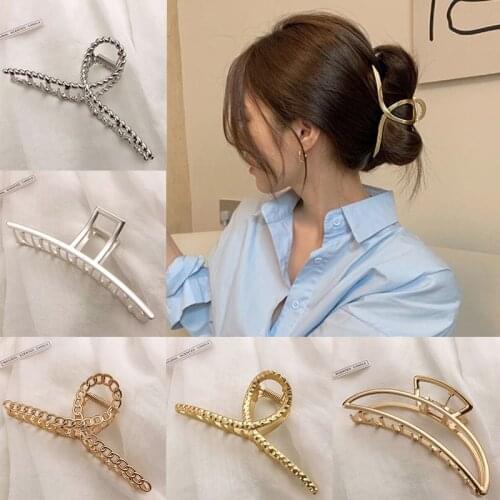 Woman Metal Hair Claws Hair Accessories Chic Barrette Hair Clips Hairpins Ladies Hairgrip Headwear Girls Ornaments Crab Clip