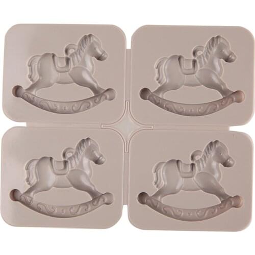 DIY Silicone Clay Aromatherapy Tablets Mold Trojan horse Crafts Hanging Ornaments Wax Molds Flower Soap Mould Craft Accessories