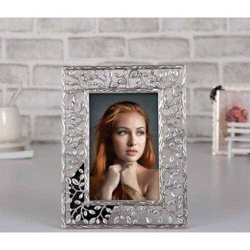 European Style Ancient Tin Drawing Metal All Water Drill Creative Photo Frame Ornaments