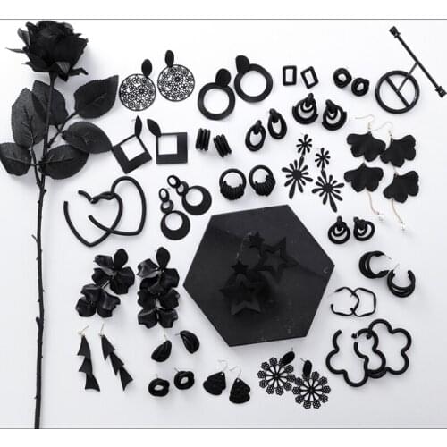 2021 Japanese and Korean Fashion Retro Black Earrings Simple Personality Exaggerated Geometric Circle Flower Temperament Earring