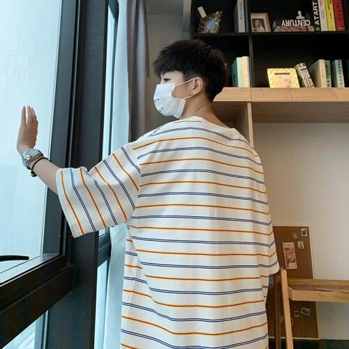 Spring Summer Casual Short-Sleeved Mens T-shirt Japan Style Cool Teenager All-Match Couple Clothes Hip-Hop Funny Striped Top