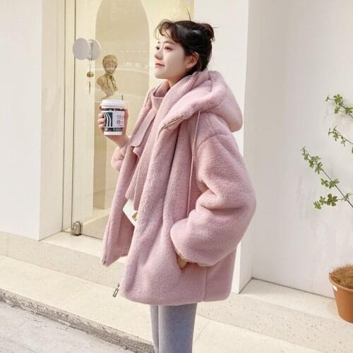 2021 Winter Coat Faux Fur Coat Women Imitation Rabbit Plush Fur Short Fashion Thick Warm Hooded Lamb Wool Coat Female Fur Coat