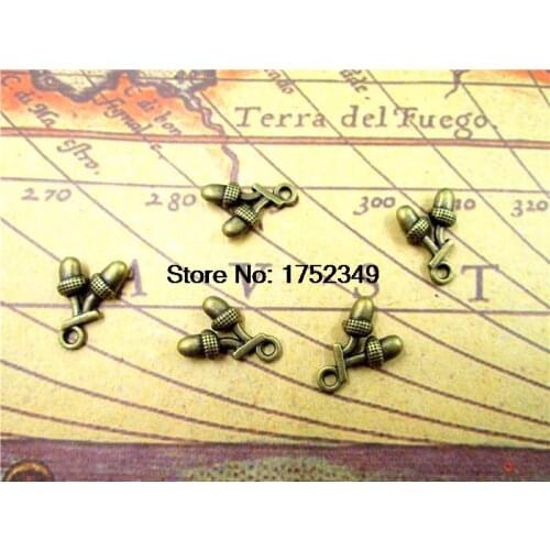 30pcs--Acorn Charms, Antique Bronze Tone 3D Acorn charm Pendants 14x11mm