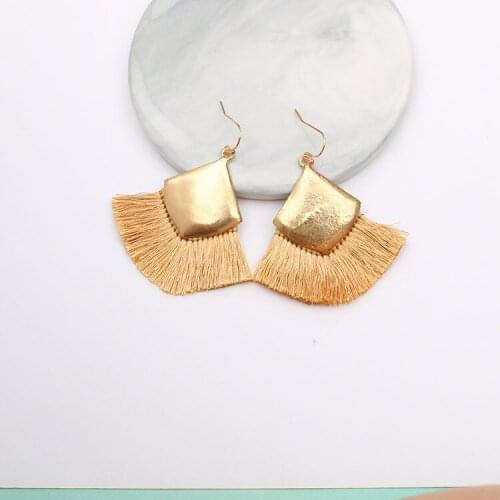 Artilady Boho Tassel Earrings for Women Dangle Statement Tassel Drop Earrings Bohemian Jewelry