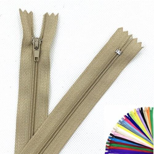 50Pcs 3# 50Cm (20 Inches) Closed Nylon Coil Zipper Tailor Sewing Process Are Available Zippers Bulk (20 Colors)